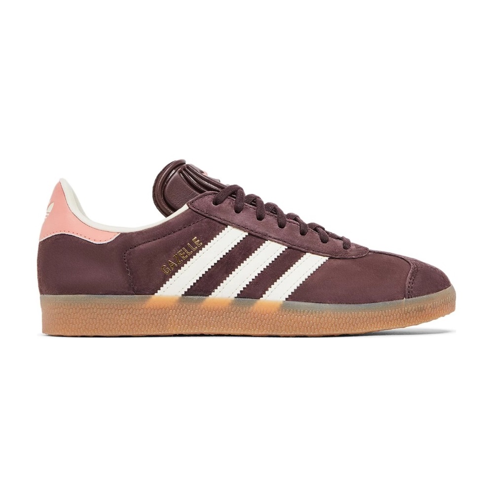 Adidas gazelle brown in size W 7.5